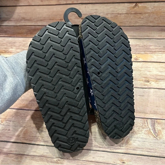 NWT! Dallas Cowboys Sandals - Picture 3 of 7